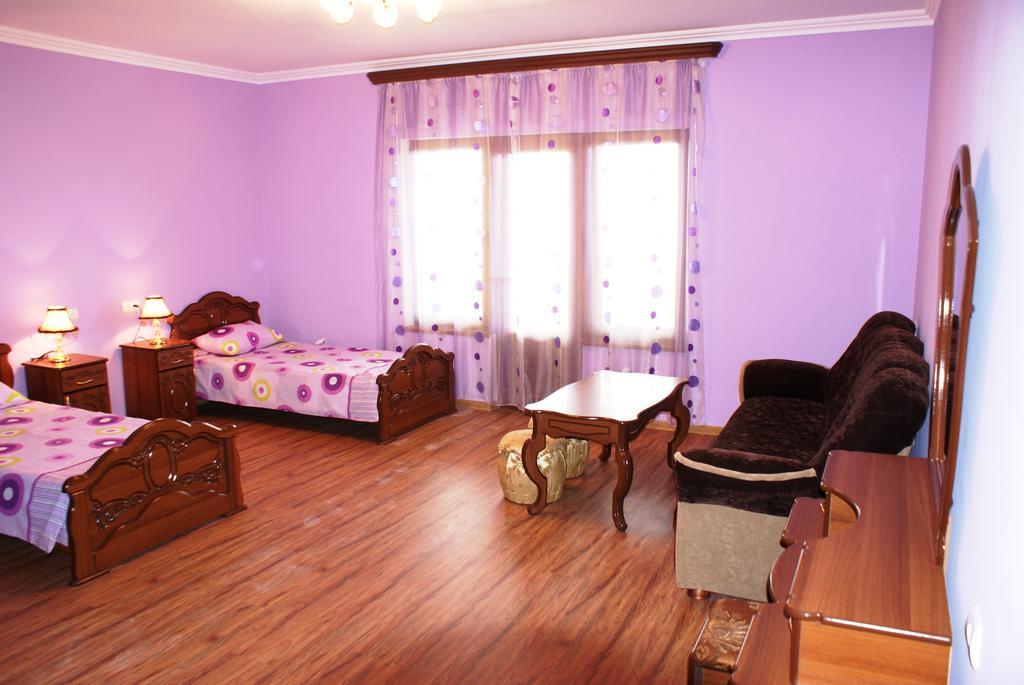 Odzun Hotel Alaverdi Bilik gambar